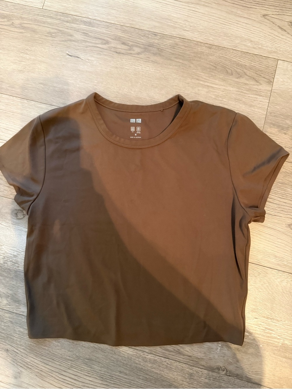 Uniqlo Short Sleeve Tee - Brown